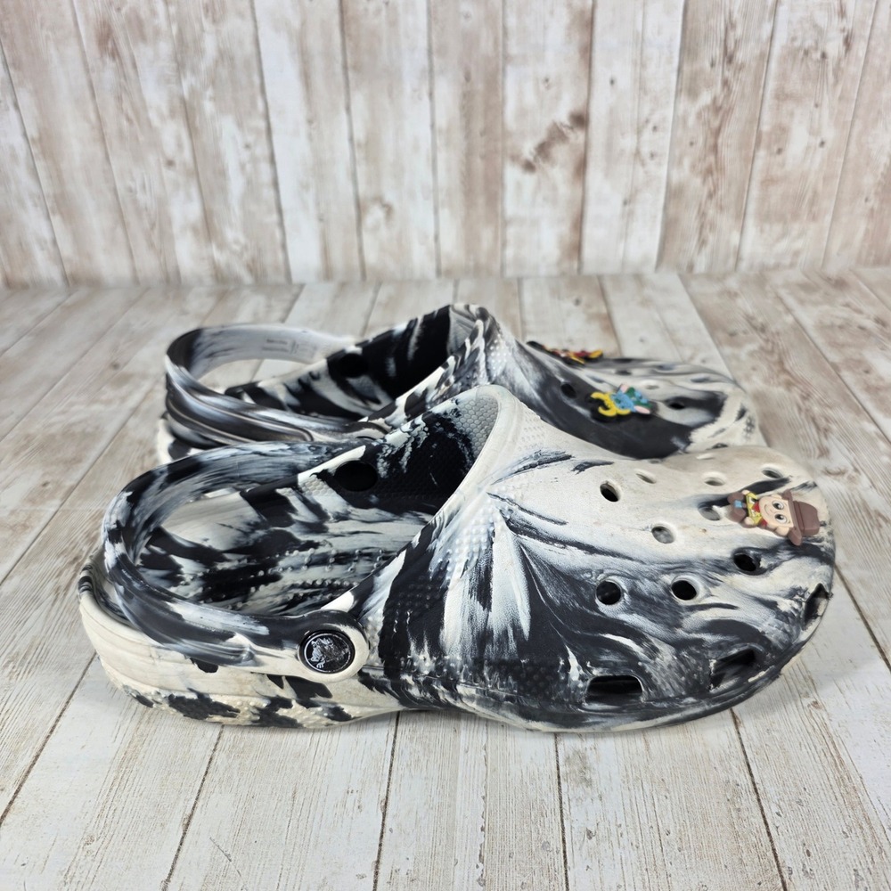 Crocs Classic Clog Black White Marble Disney Jibbitz Women's Size 7
